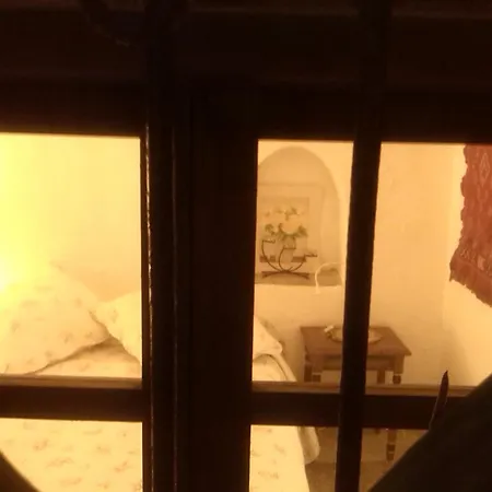 La Casa De Bovedas Charming Bed & Breakfast 4*